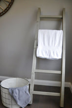 Load image into Gallery viewer, Wooden Blanket Ladder